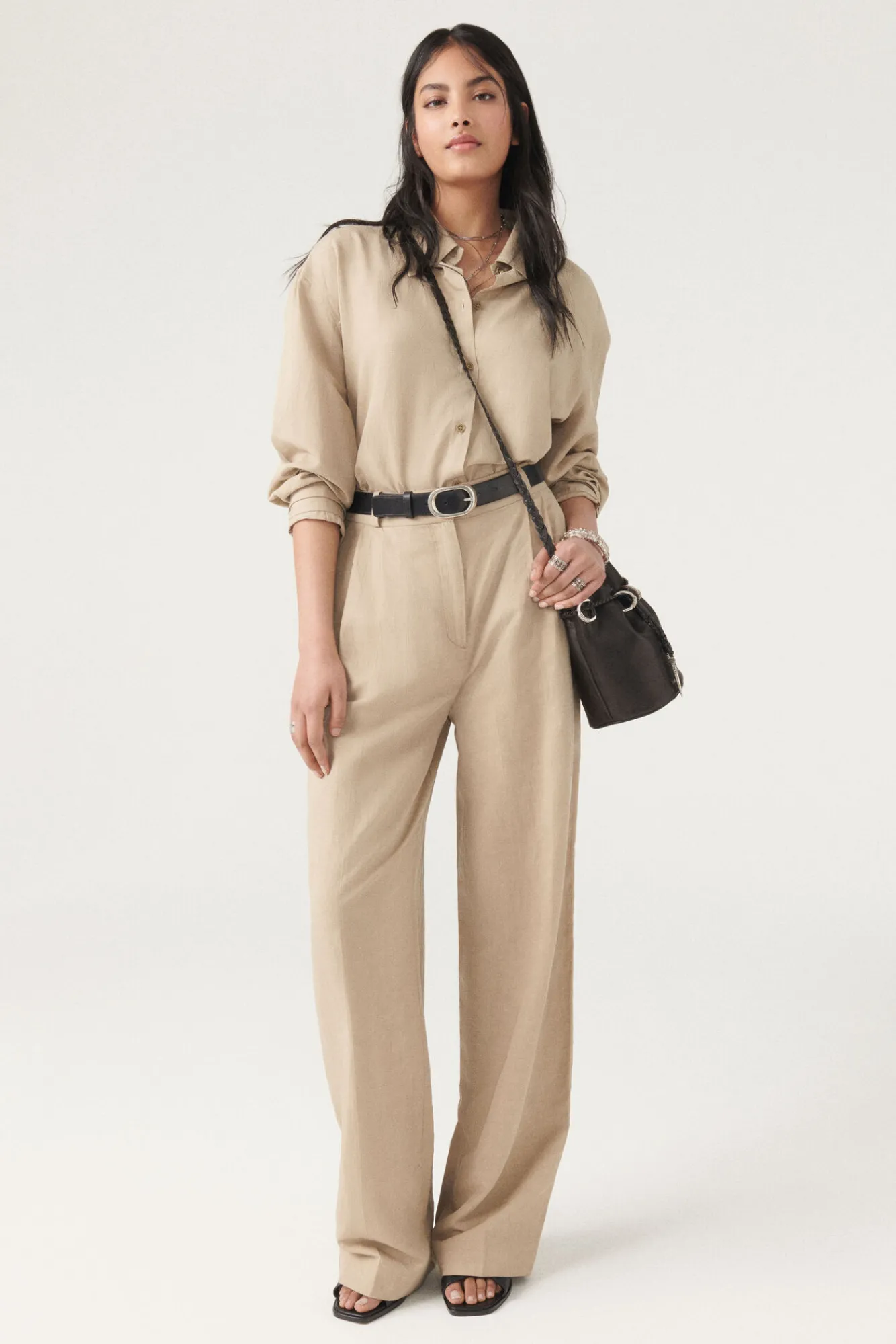 ba&sh Pantalons*Berny. Beige