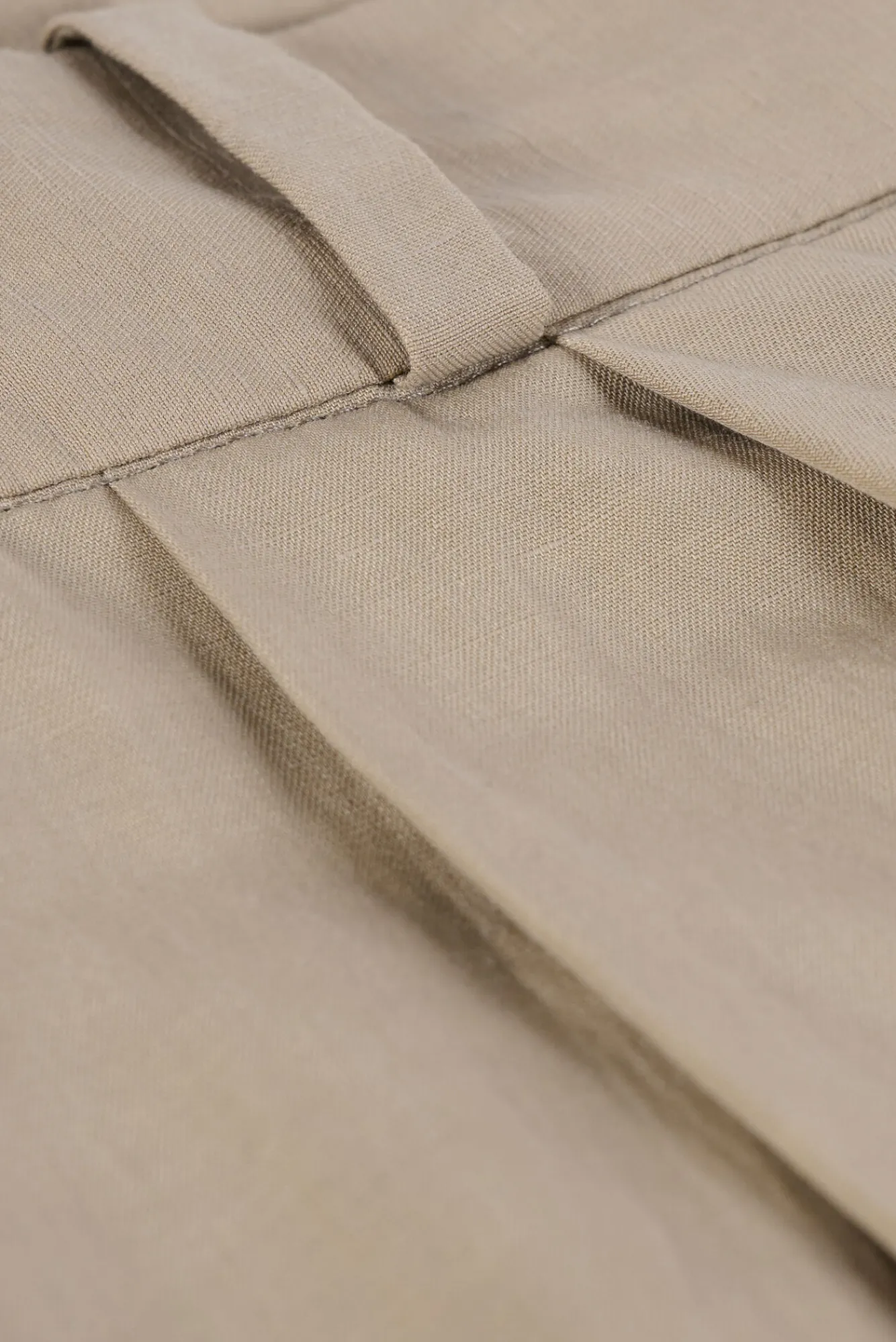 ba&sh Pantalons*Berny. Beige