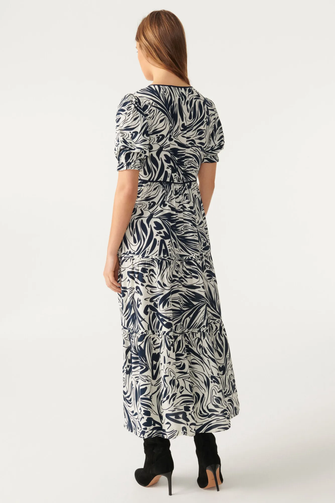 ba&sh Robes*Calas. Blanc Ecru