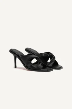 ba&sh Chaussures*Capioka. Noir