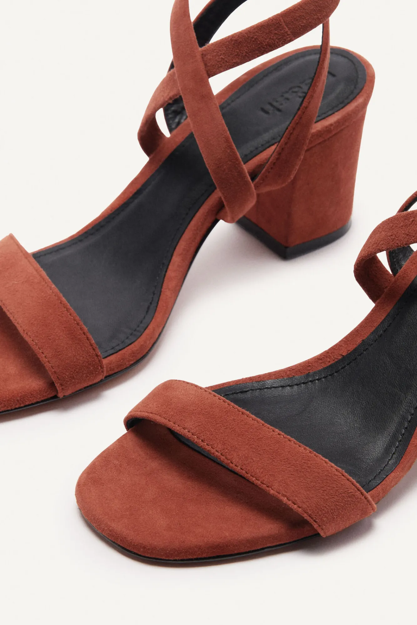 ba&sh Chaussures*Cequoia. Noir