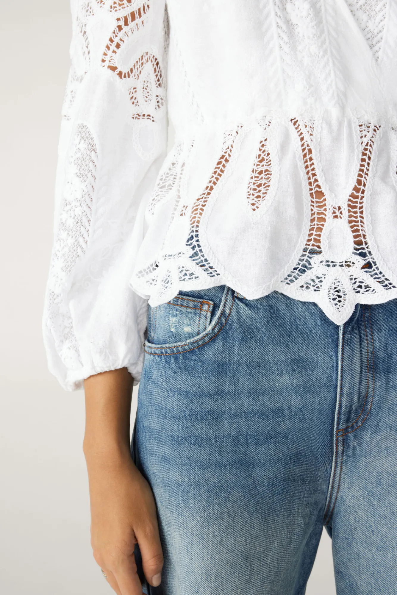 ba&sh Tops & Chemises*Etlin. Blanc Ecru