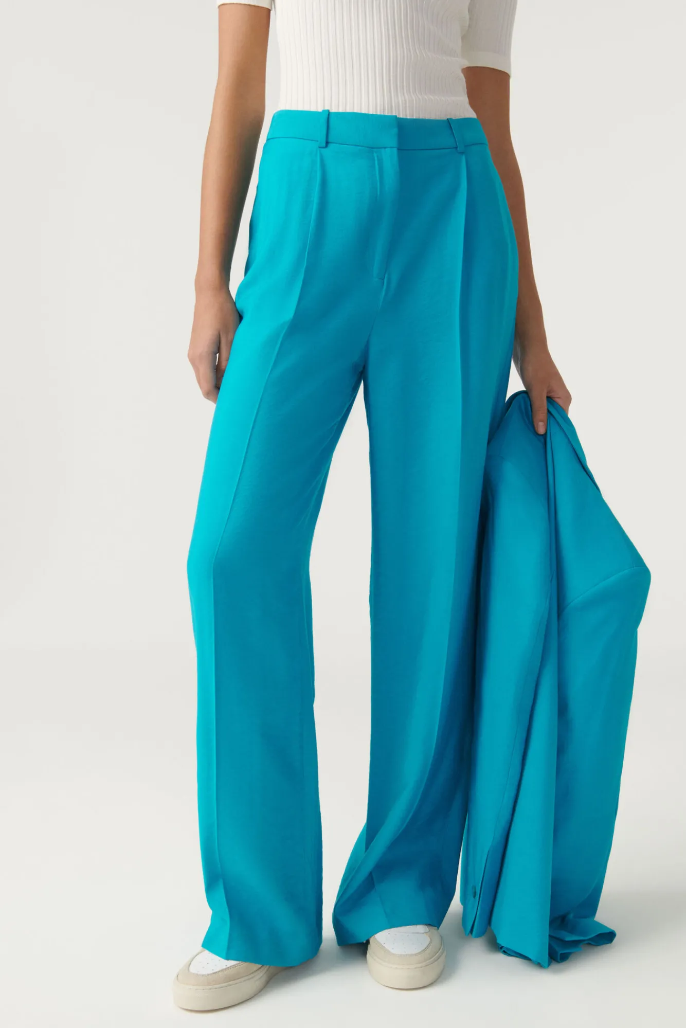 ba&sh Pantalons*Healy. Carbone