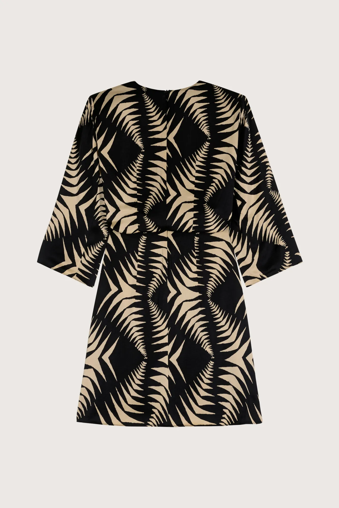 ba&sh Robes*Naude. Noir