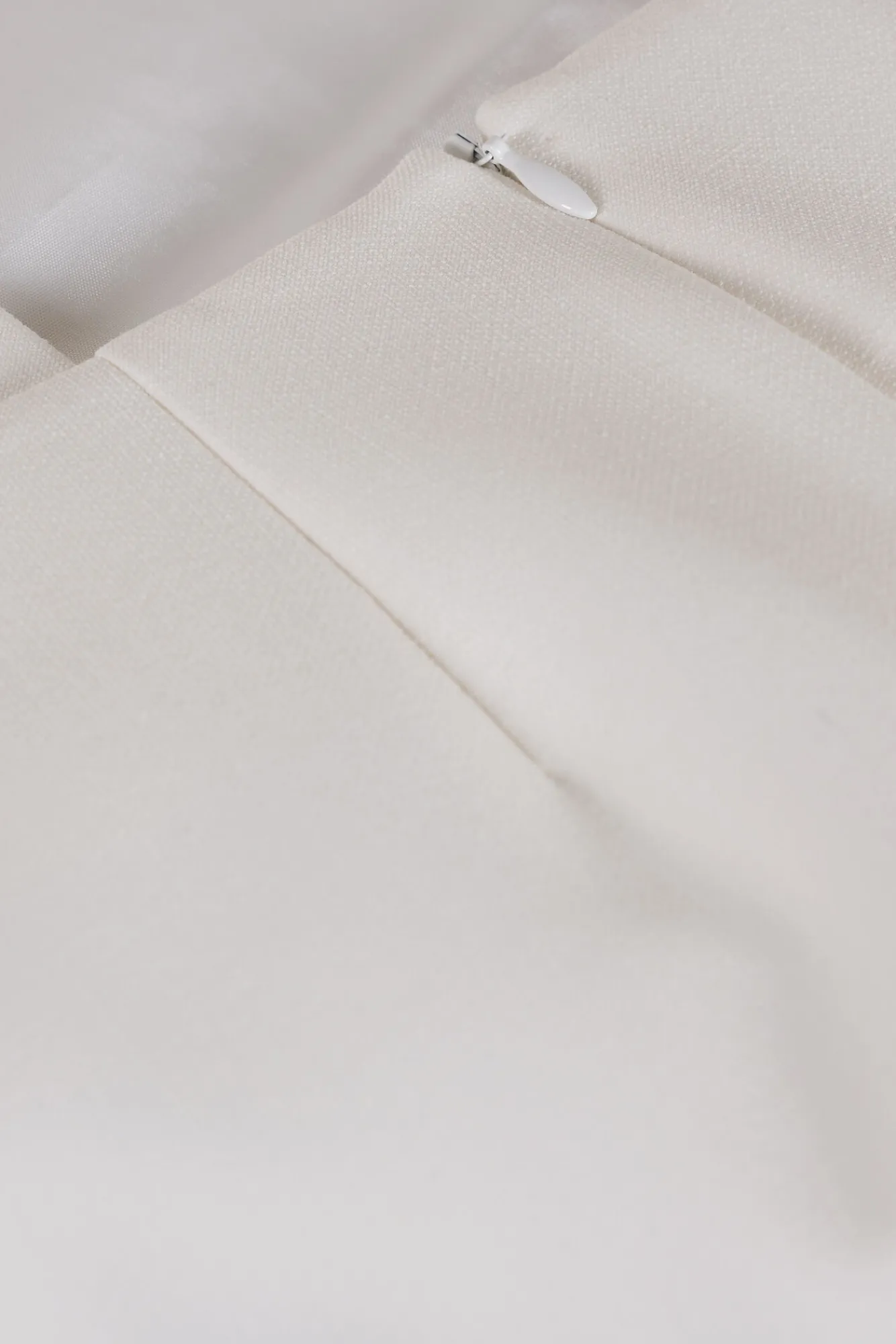 ba&sh Robes*Teophil. Blanc